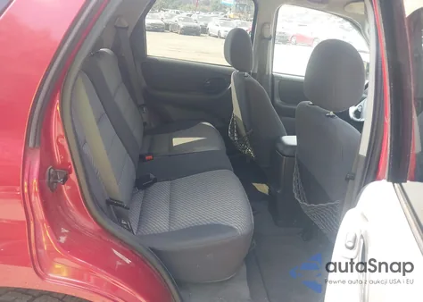 2003 Ford Escape Xlt z USA, uszkodzony, nr VIN 1FMYU03193KD92461